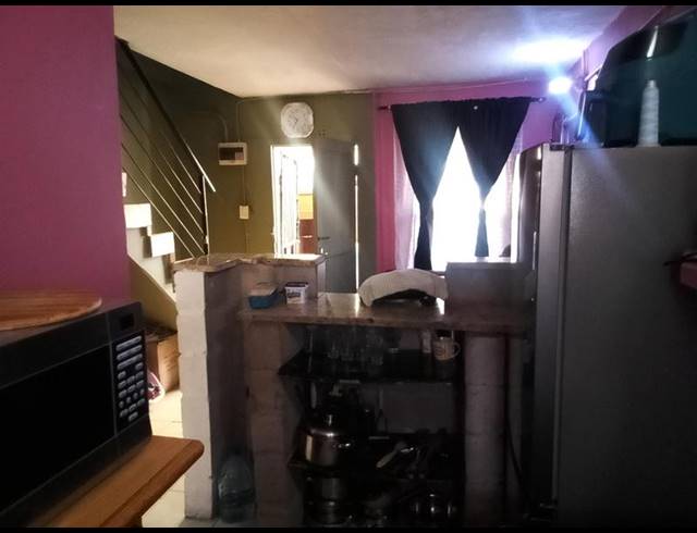 2 BEDROOM HOUSE FOR SALE IN THE HAGUE